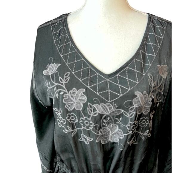 Monoreno black floral boho Embroidered swimsuit coverup swimwear neutral - Picture 2 of 8